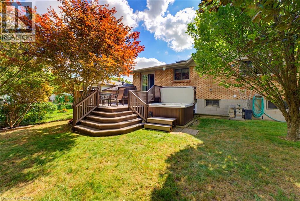 32 Wedgewood Drive, Brantford, Ontario  N3R 6J3 - Photo 19 - 40860690
