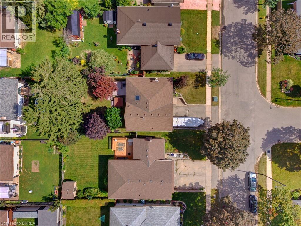 32 Wedgewood Drive, Brantford, Ontario  N3R 6J3 - Photo 22 - 40860690