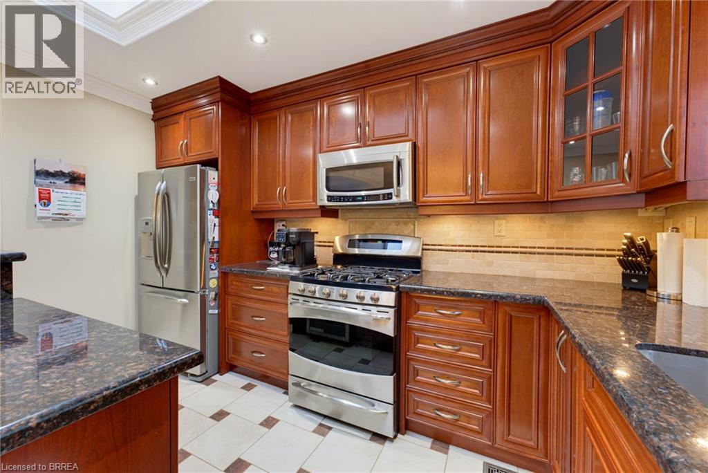 32 Wedgewood Drive, Brantford, Ontario  N3R 6J3 - Photo 8 - 40860690