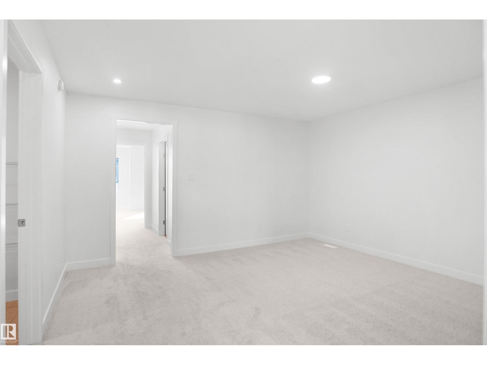 956 17 Av Nw, Edmonton, Alberta  T6T 2S5 - Photo 24 - E4495616