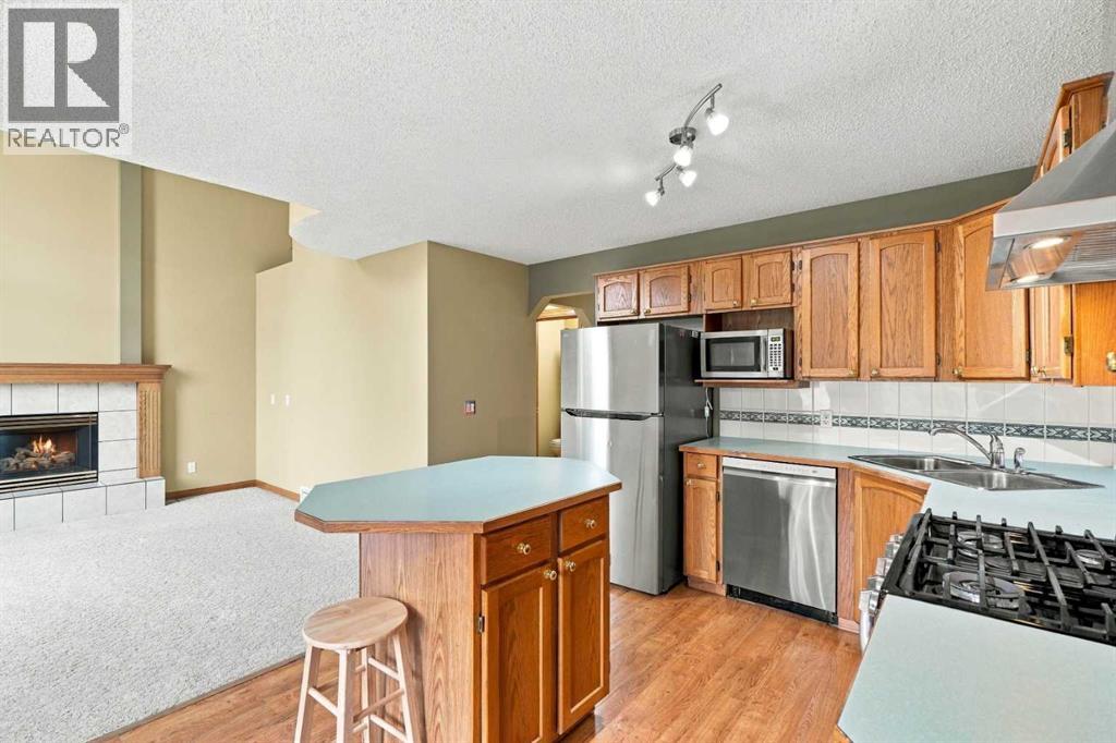 11 Somercrest Circle SW, Calgary, Alberta  T2Y 3H1 - Photo 16 - A2344545