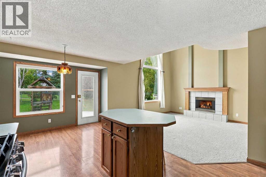 11 Somercrest Circle SW, Calgary, Alberta  T2Y 3H1 - Photo 18 - A2344545