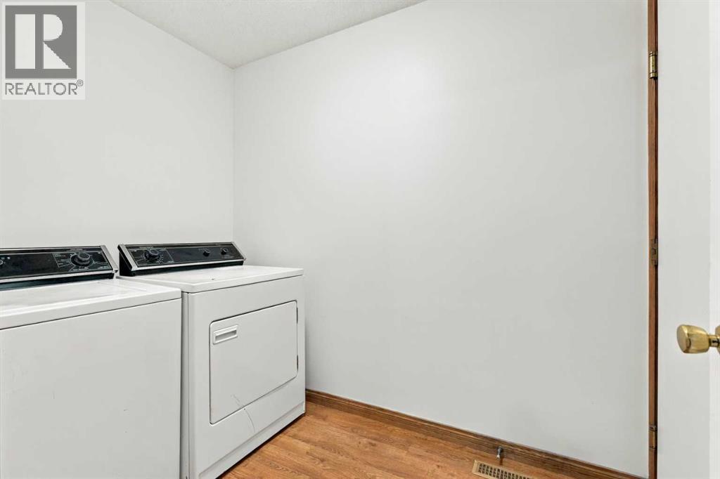 11 Somercrest Circle SW, Calgary, Alberta  T2Y 3H1 - Photo 23 - A2344545