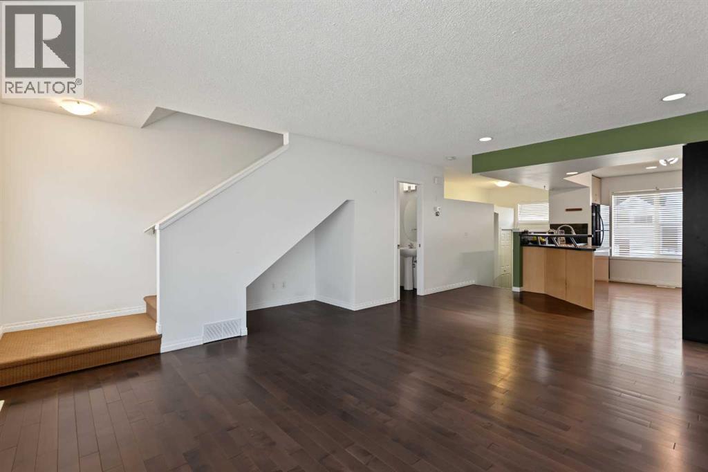 3240 New Brighton Gardens SE, Calgary, Alberta  T2Z 0A3 - Photo 12 - A2347067