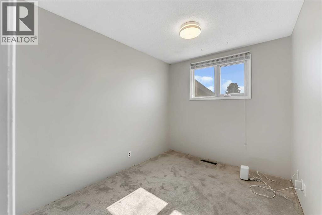 707 Fortalice Crescent SE, Calgary, Alberta  T2A 2C8 - Photo 21 - A2347062