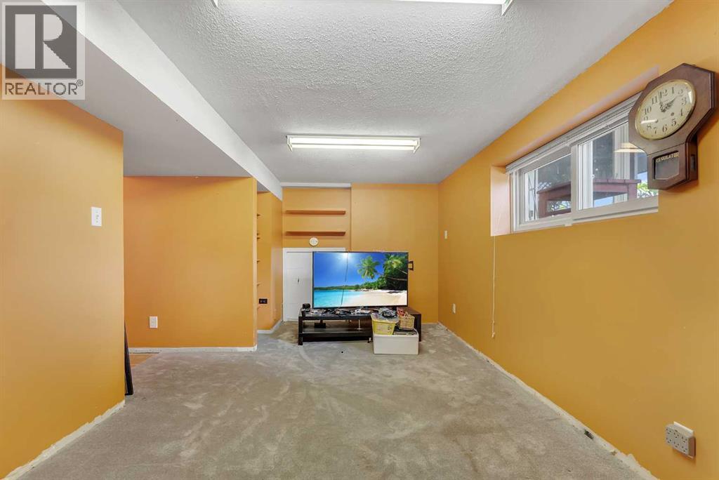707 Fortalice Crescent SE, Calgary, Alberta  T2A 2C8 - Photo 28 - A2347062