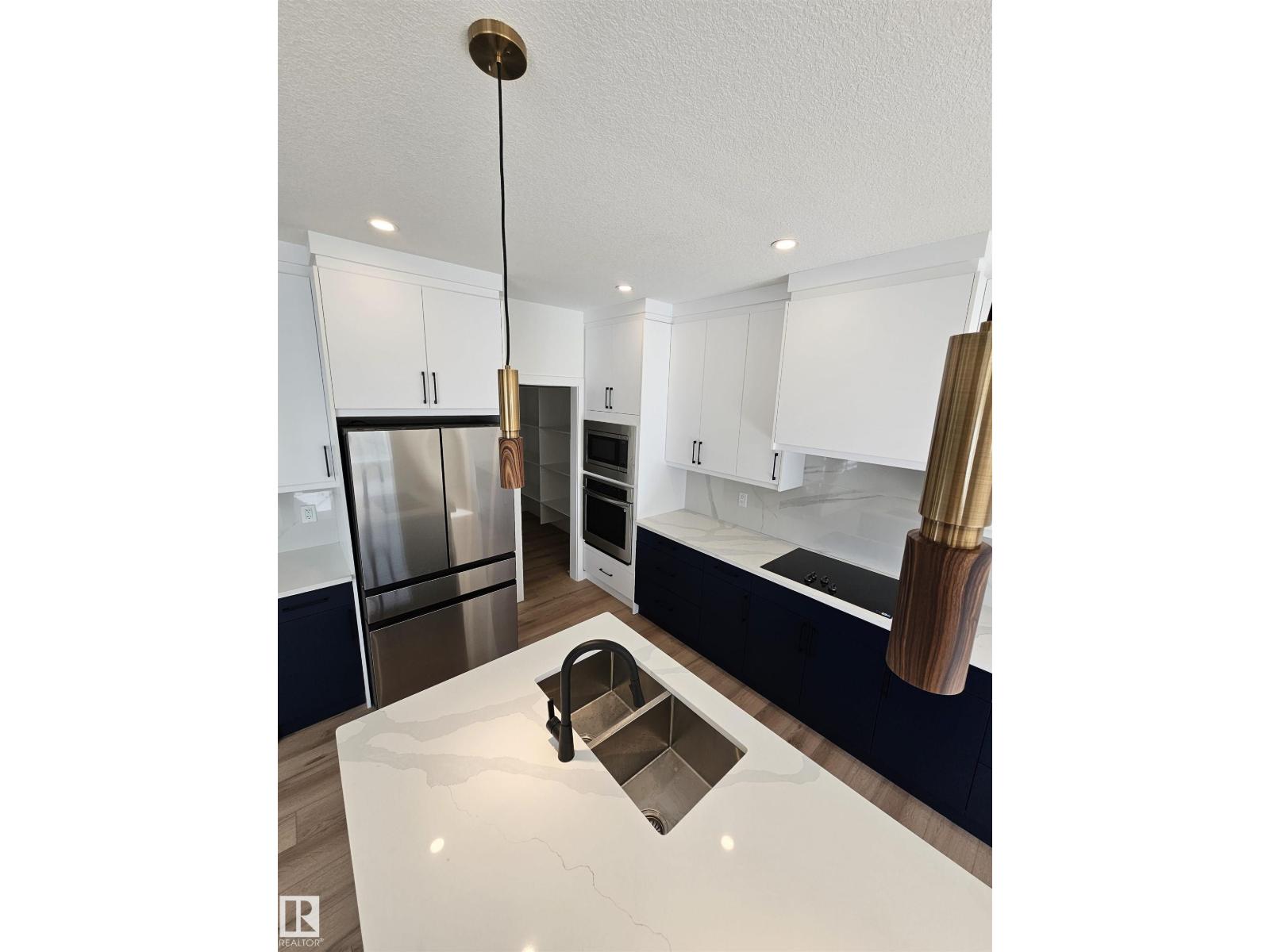 1407 OSPREY CO NW