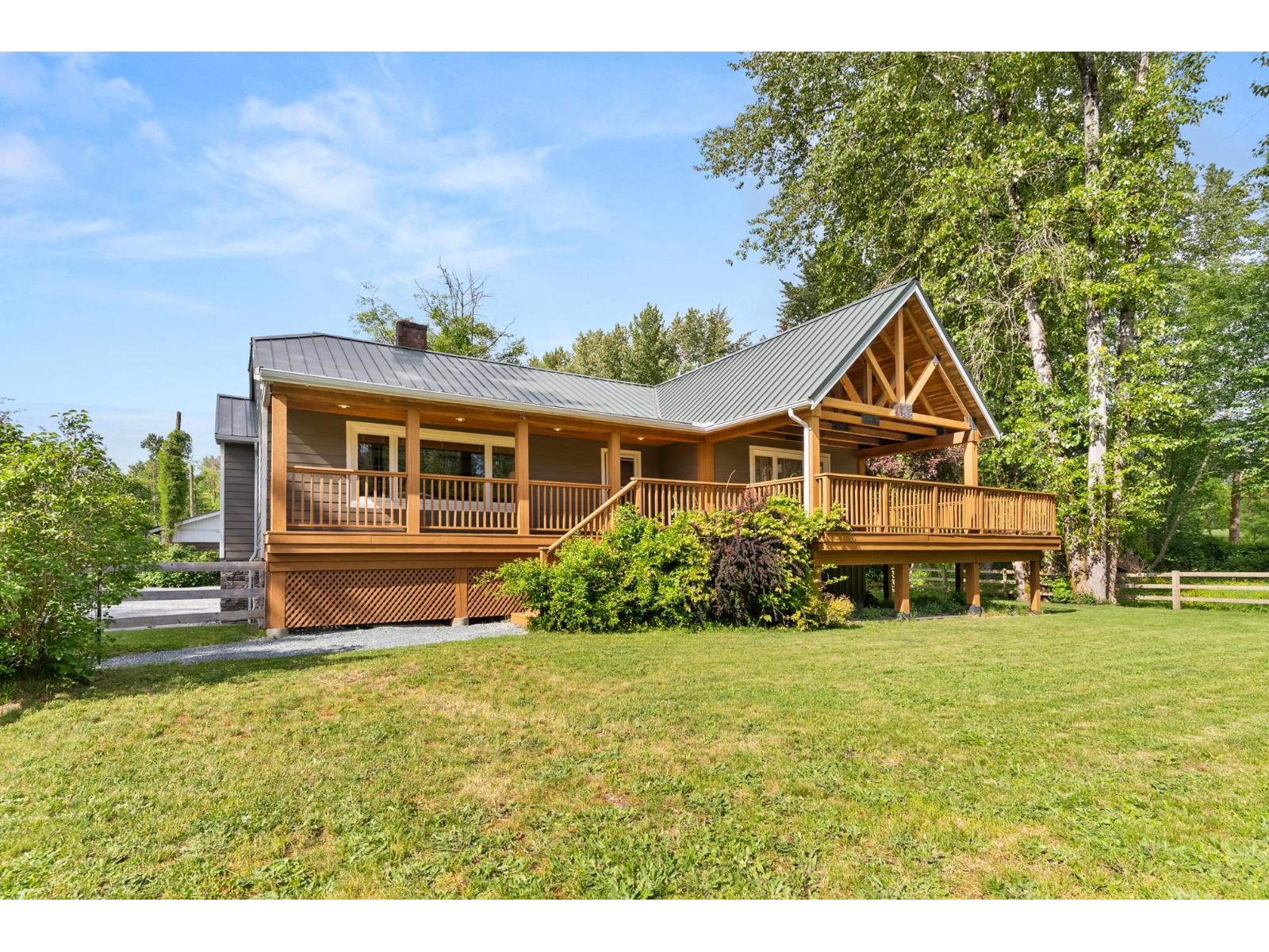 21415 0 Avenue, Langley, British Columbia  V2Z 1S6 - Photo 2 - R3126050
