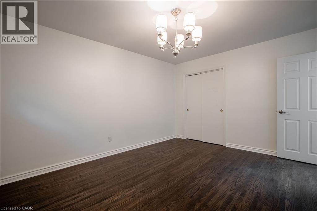 2039 Wakely Street, Oakville, Ontario  L6L 2K3 - Photo 11 - 40864681