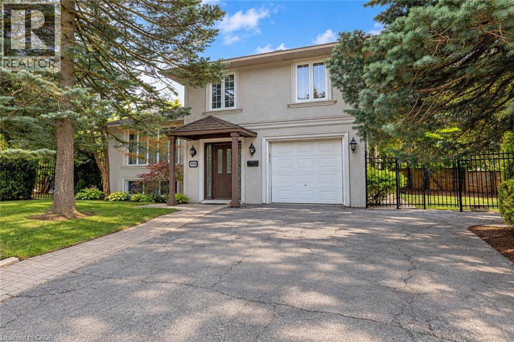 2039 WAKELY Street, Oakville, Ontario
