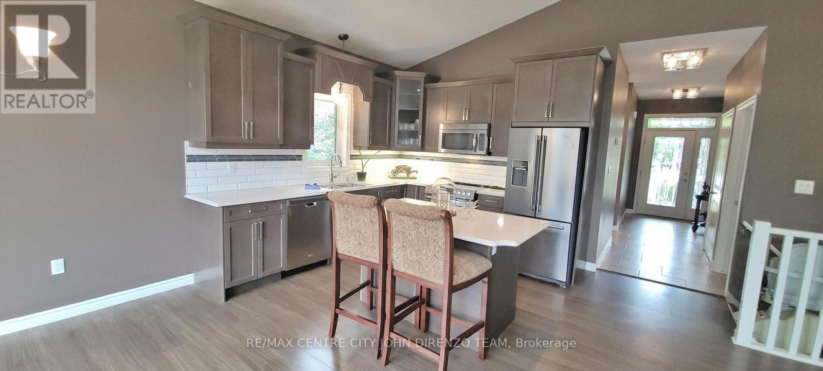 11 - 1 Vineden Drive, Central Elgin, Ontario  N5P 0E1 - Photo 15 - X13810844