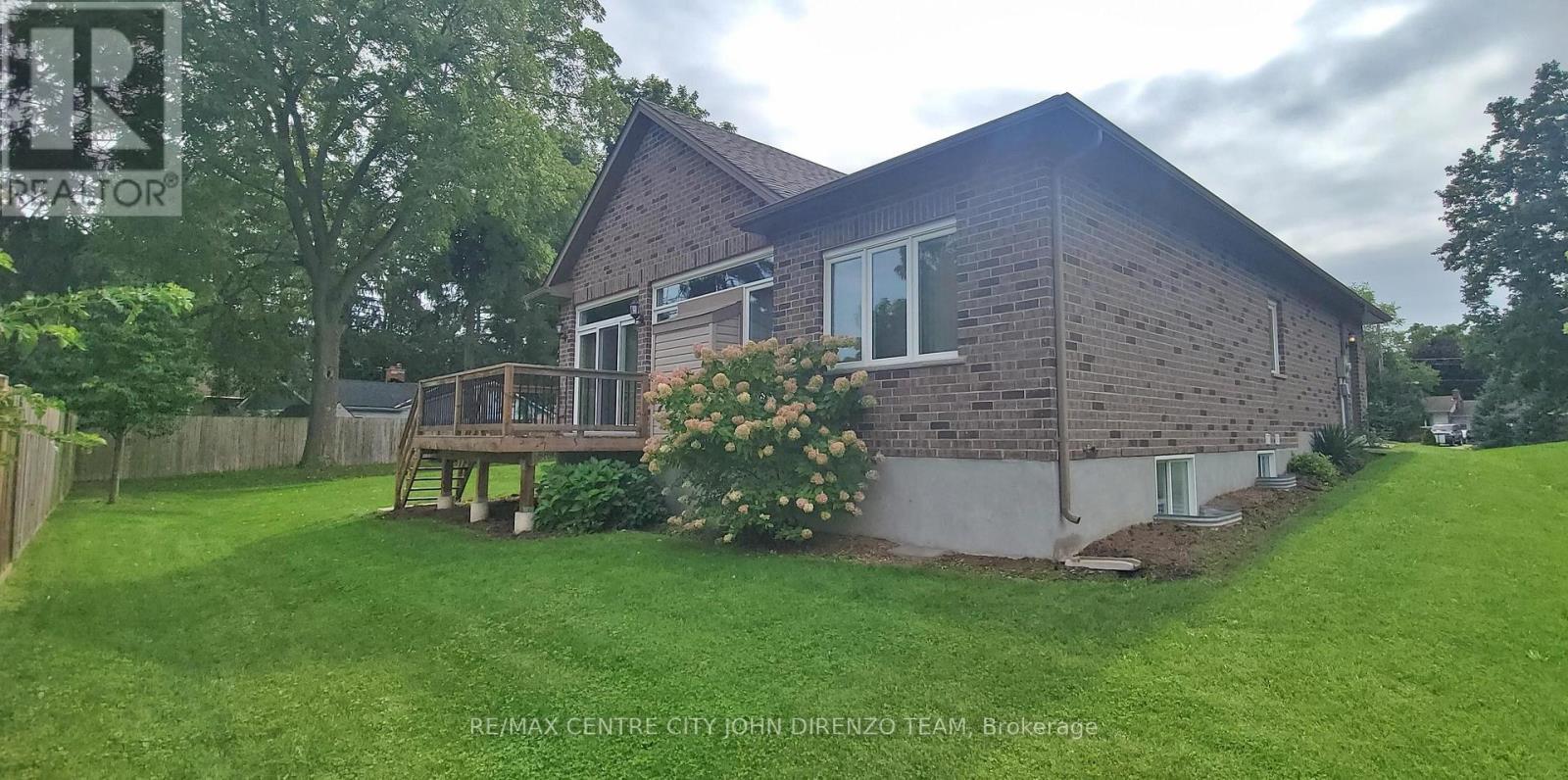11 - 1 Vineden Drive, Central Elgin, Ontario  N5P 0E1 - Photo 24 - X13810844