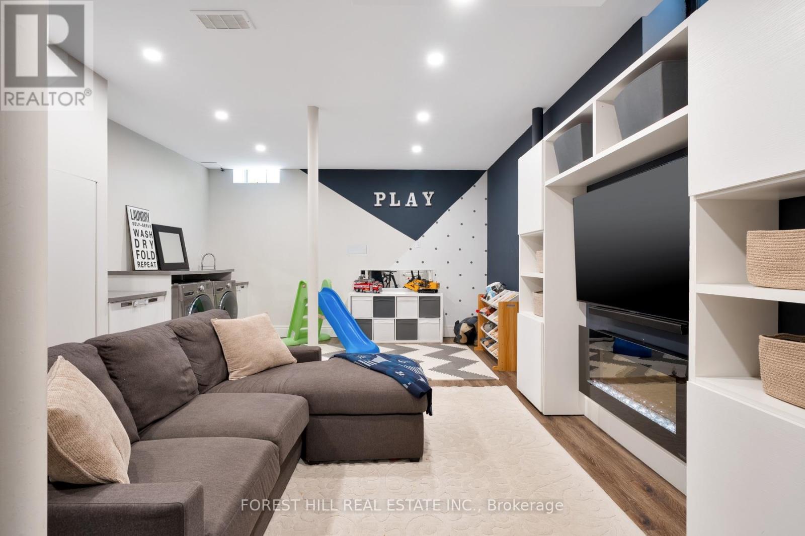 1 Balmy Avenue, Toronto, Ontario  M4E 1C7 - Photo 43 - E13809004