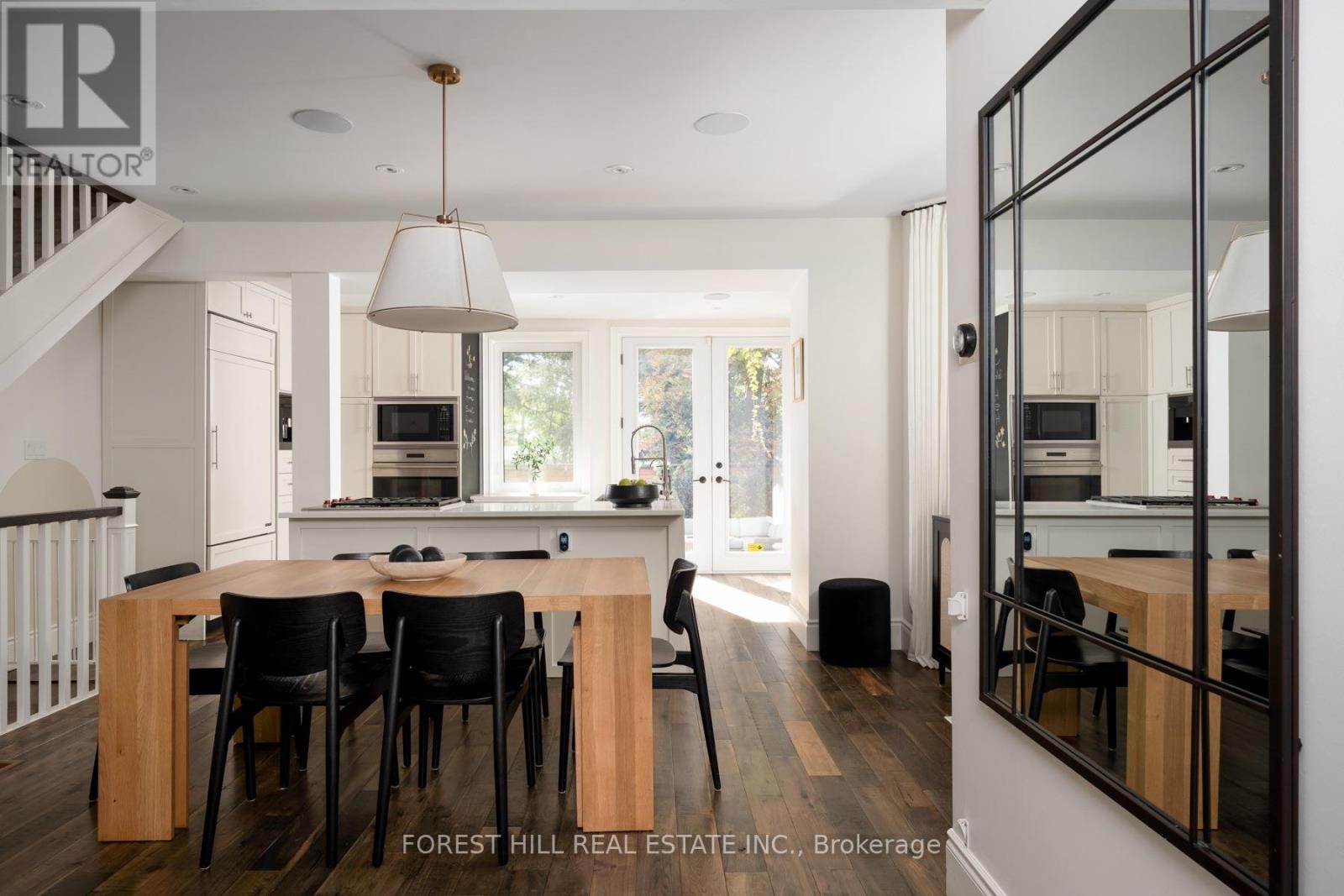 1 Balmy Avenue, Toronto, Ontario  M4E 1C7 - Photo 11 - E13809004