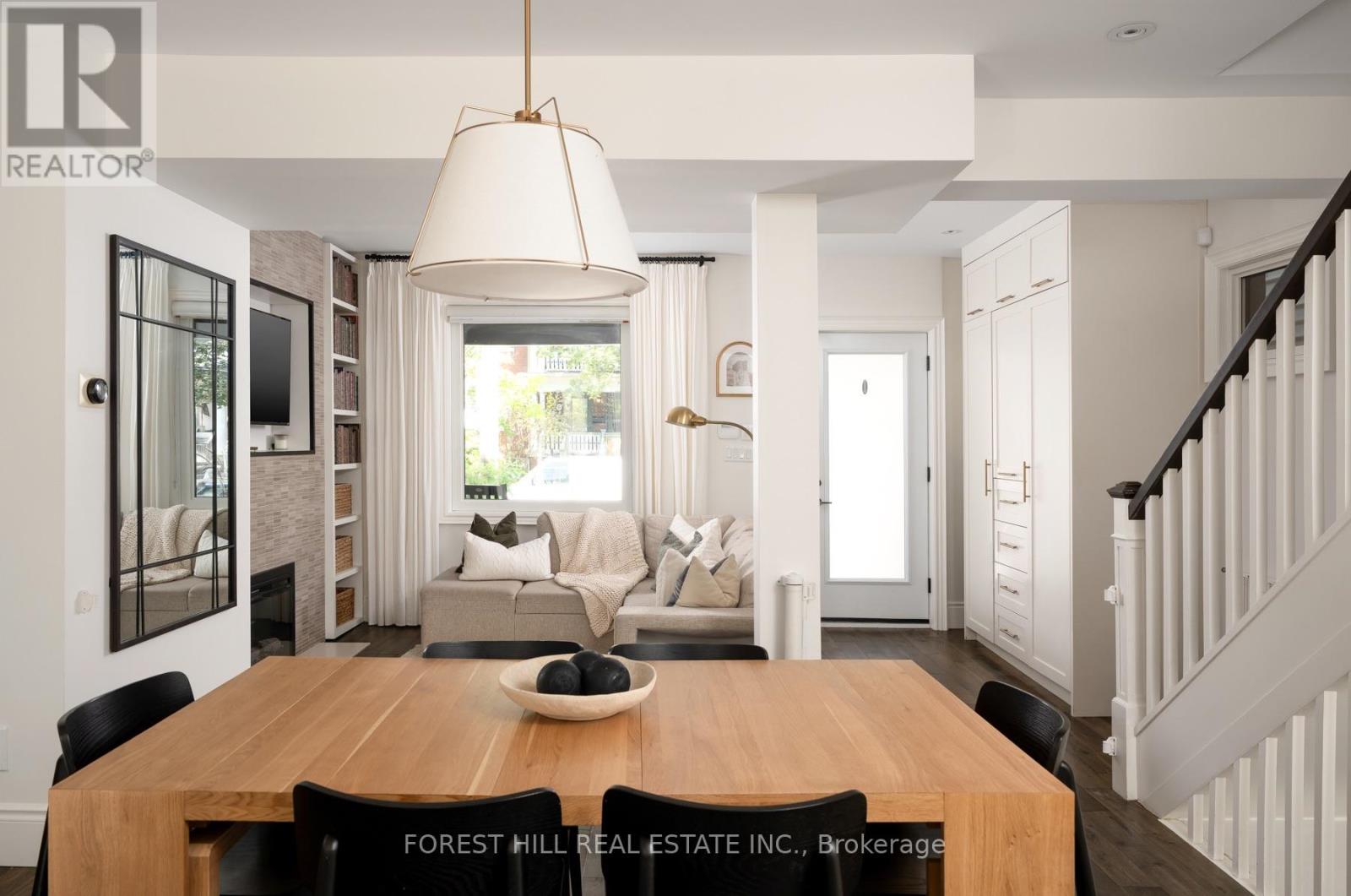 1 Balmy Avenue, Toronto, Ontario  M4E 1C7 - Photo 5 - E13809004
