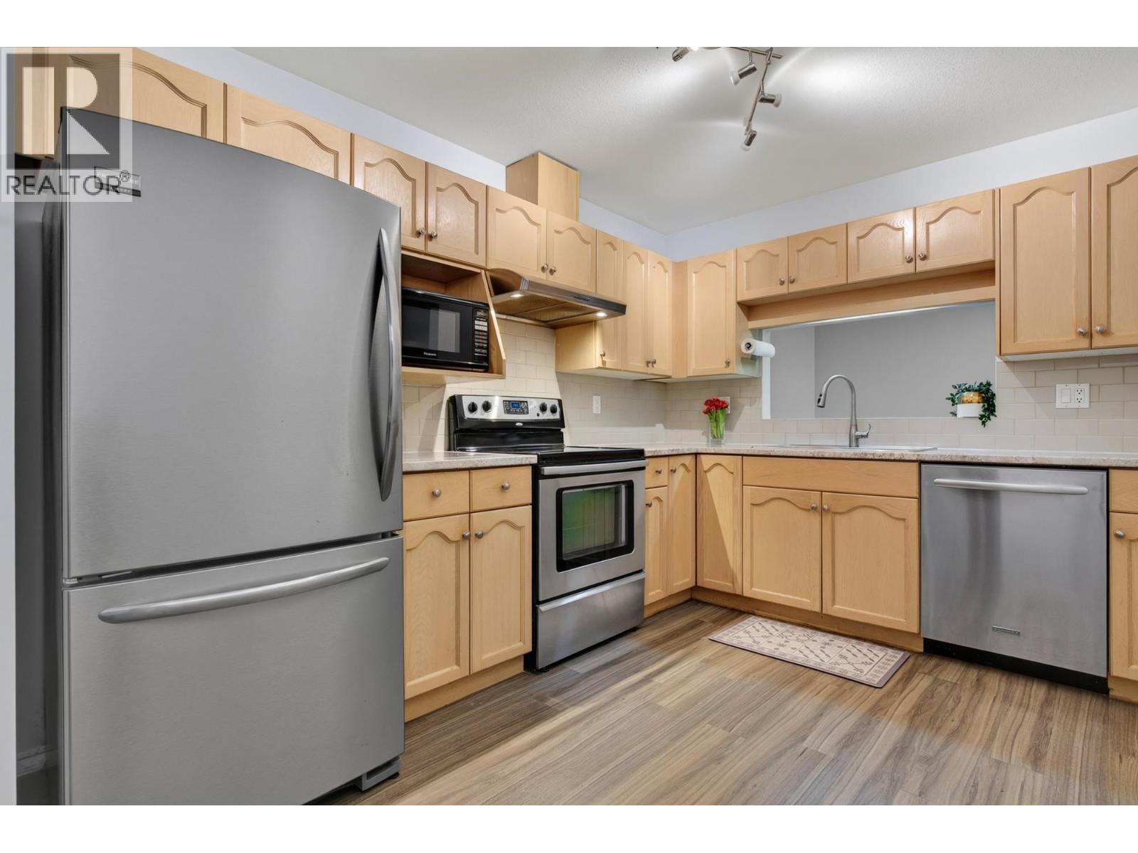 307 19241 Ford Road, Pitt Meadows, British Columbia  V3Y 2N4 - Photo 10 - R3167748