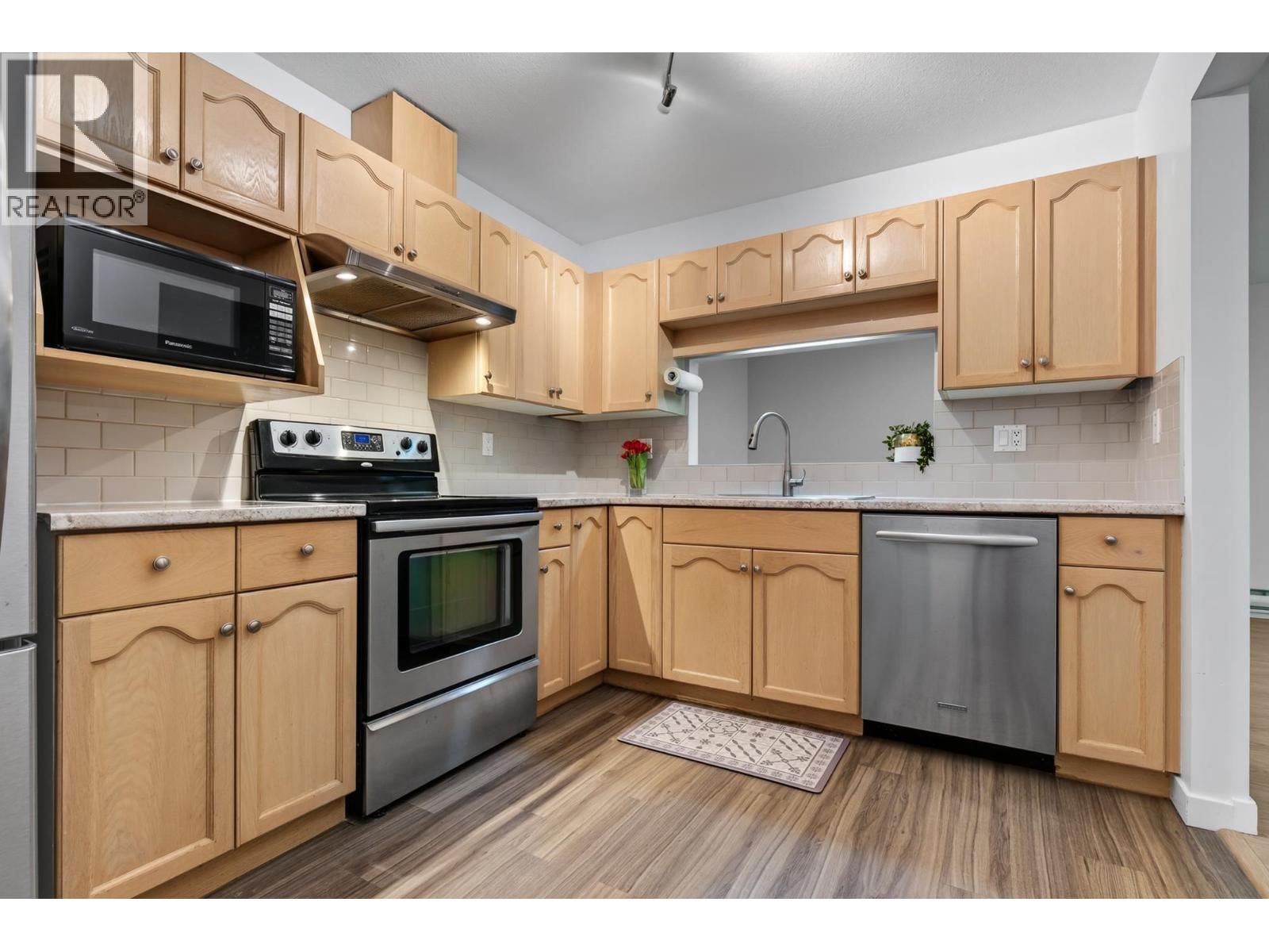 307 19241 Ford Road, Pitt Meadows, British Columbia  V3Y 2N4 - Photo 6 - R3167748