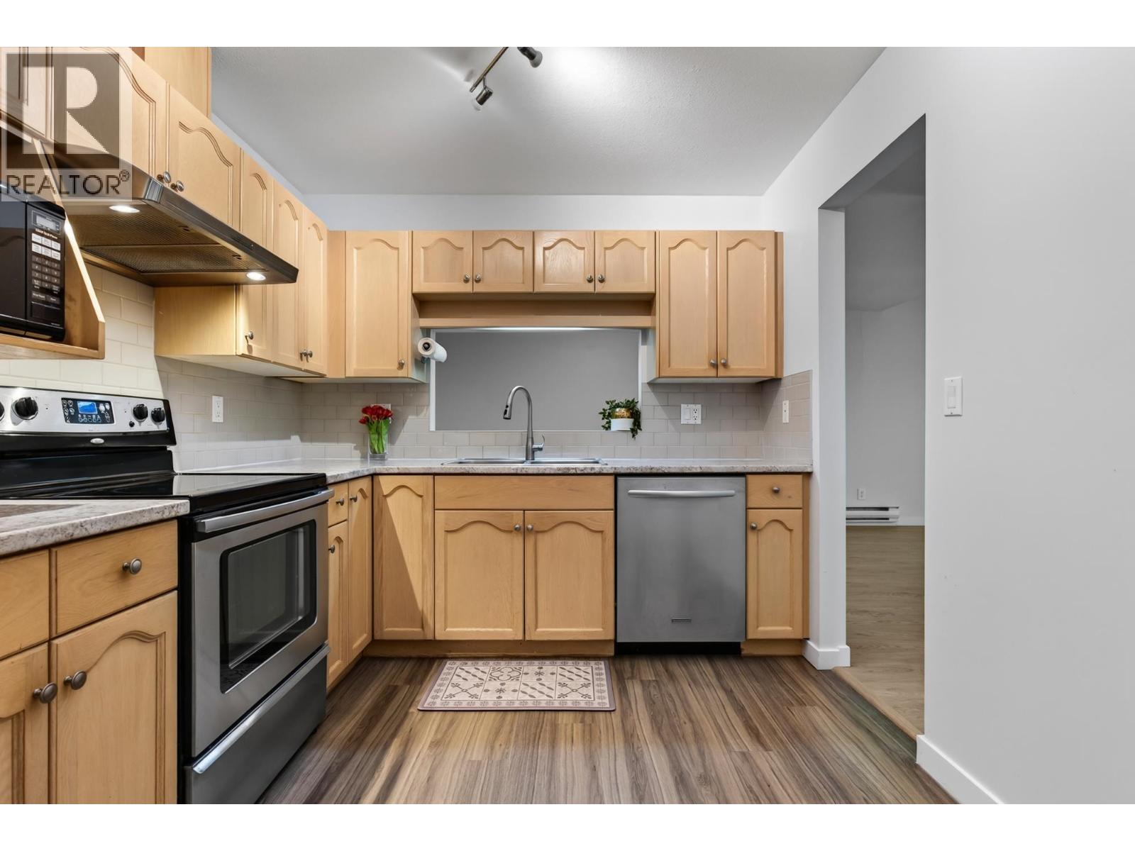 307 19241 Ford Road, Pitt Meadows, British Columbia  V3Y 2N4 - Photo 7 - R3167748