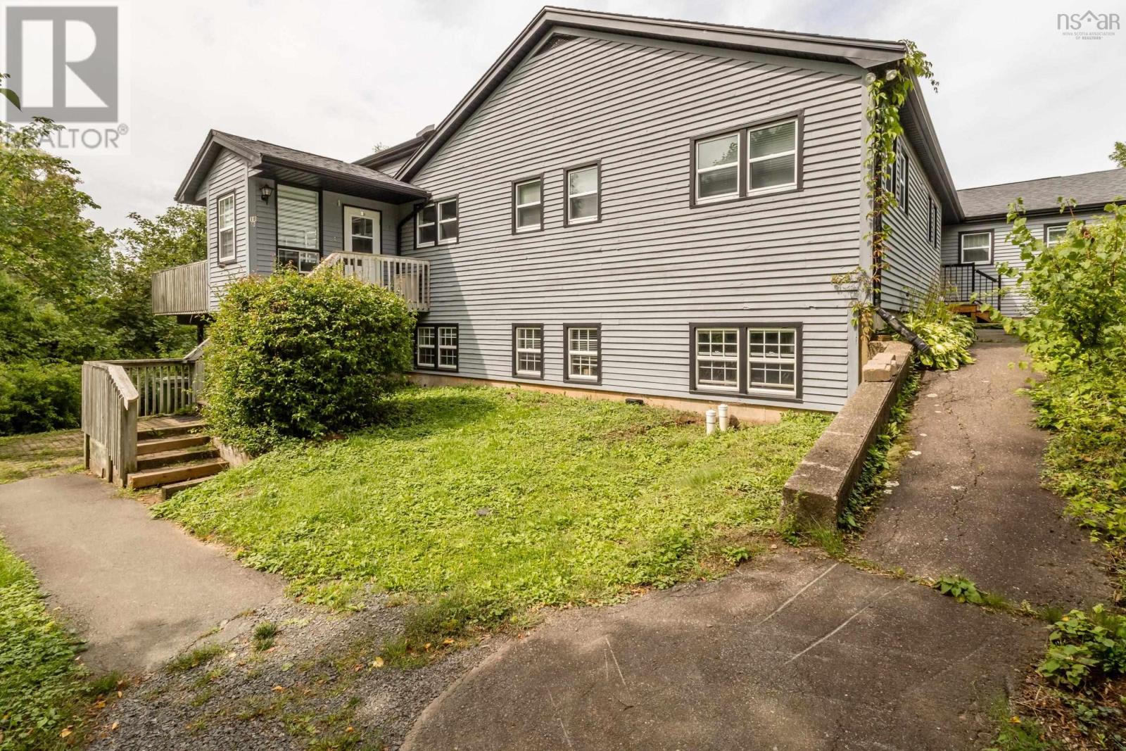 18 Woodman Road photo 45