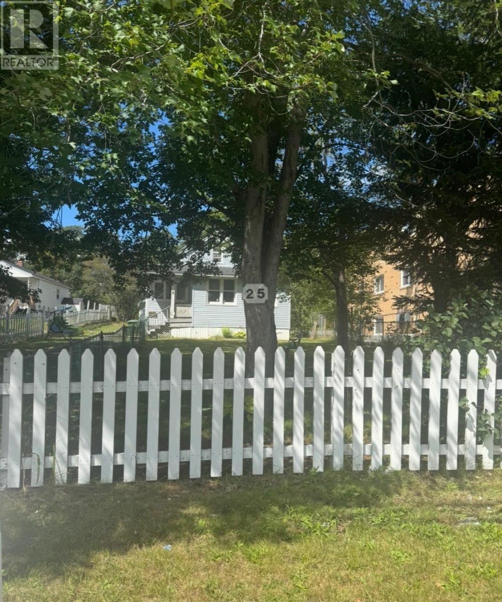 25 Primrose Street, Dartmouth, Nova Scotia B3A 4C4 - Photo 2 - 202623966