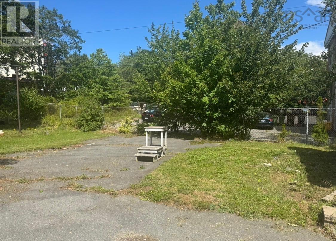 25 Primrose Street, Dartmouth, Nova Scotia B3A 4C4 - Photo 4 - 202623966