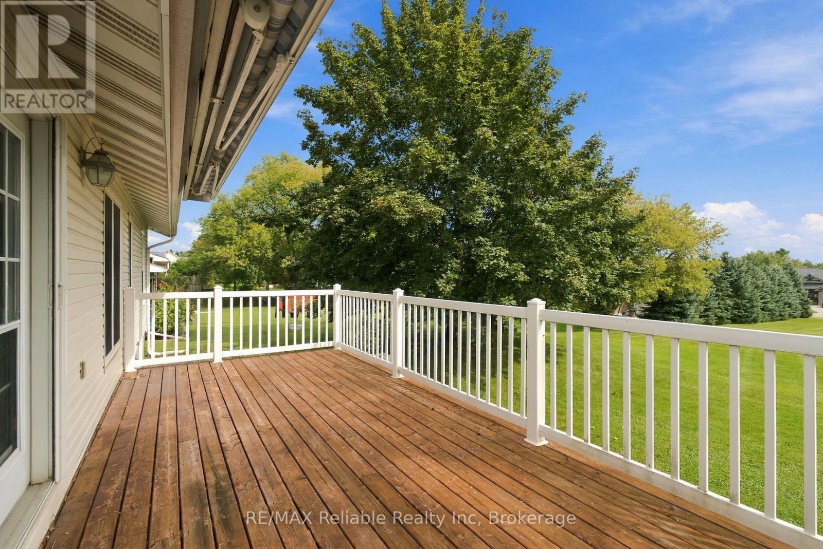 71 Kruse Drive, Huron East, Ontario  N0K 1G0 - Photo 25 - X13810772