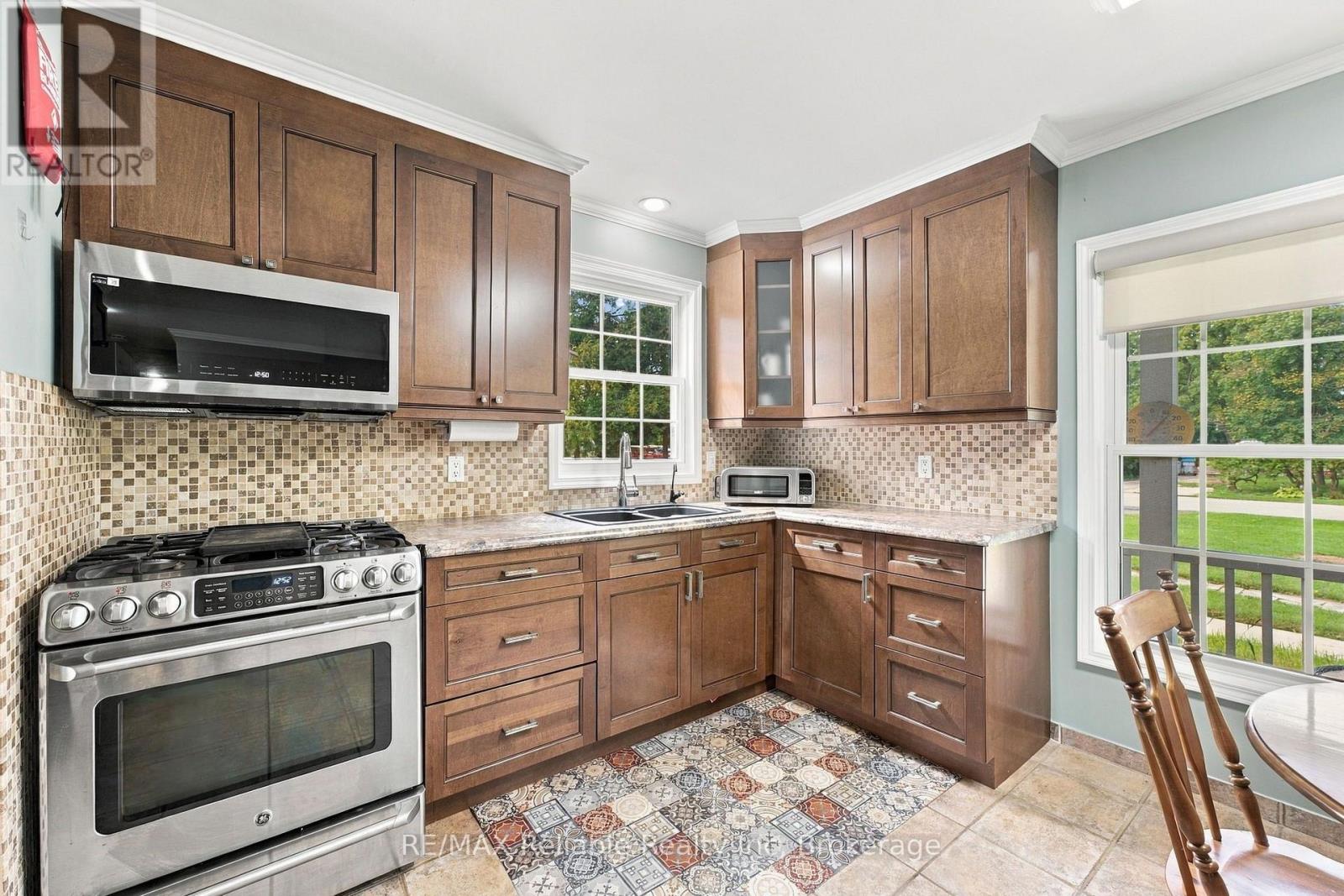 71 Kruse Drive, Huron East, Ontario  N0K 1G0 - Photo 8 - X13810772
