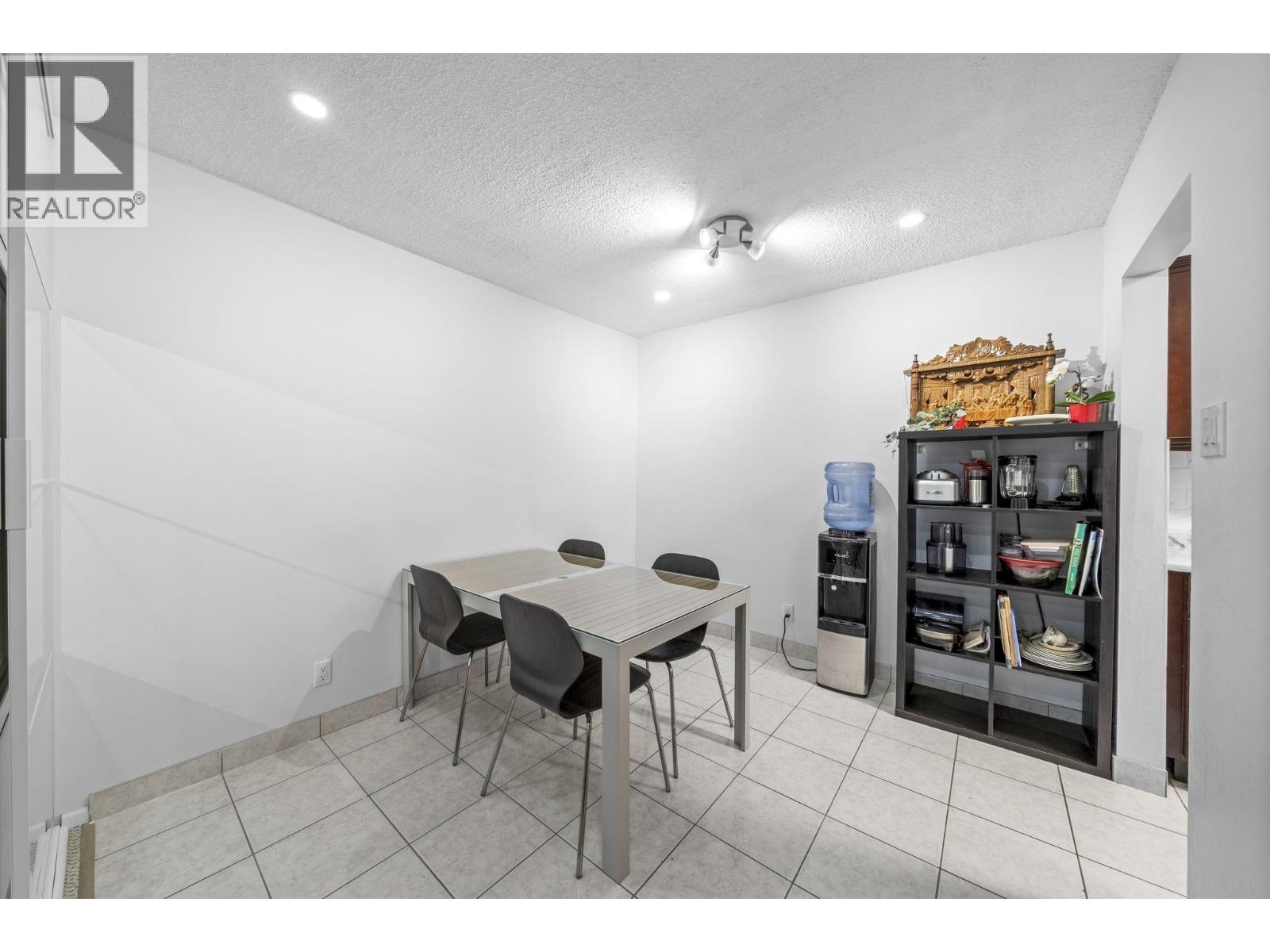 317 8511 Ackroyd Road, Richmond, British Columbia  V6X 3E7 - Photo 4 - R3167517