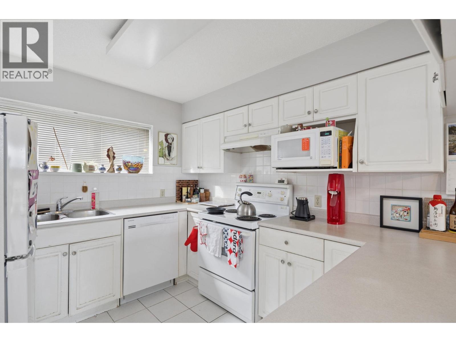 1 2023 West 4th Avenue, Vancouver, British Columbia  V6J 1N3 - Photo 13 - R3167593