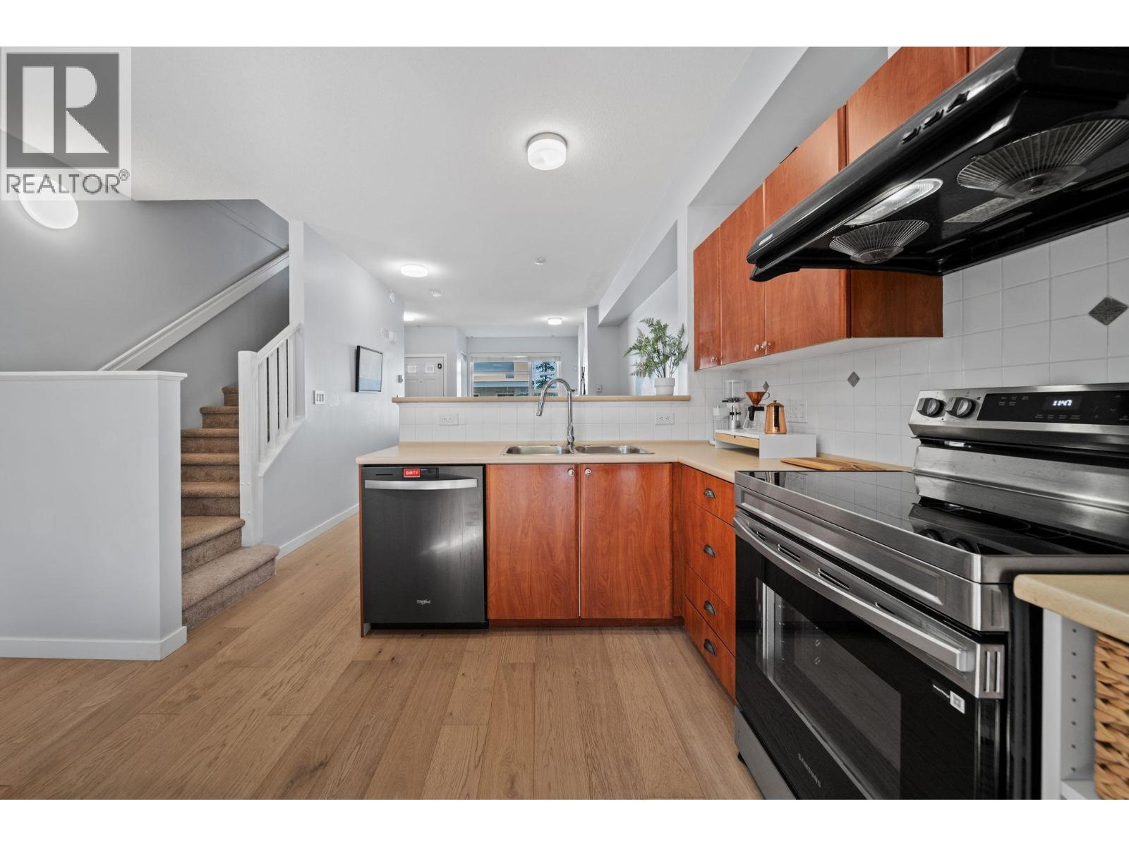 44 6528 Denbigh Avenue, Burnaby, British Columbia  V5H 3R8 - Photo 11 - R3167603