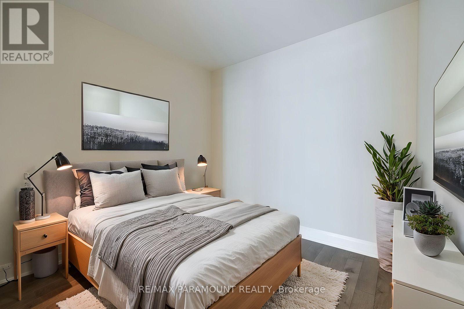 555 - 10 Capreol Court, Toronto, Ontario  M5V 4B3 - Photo 10 - C13810770