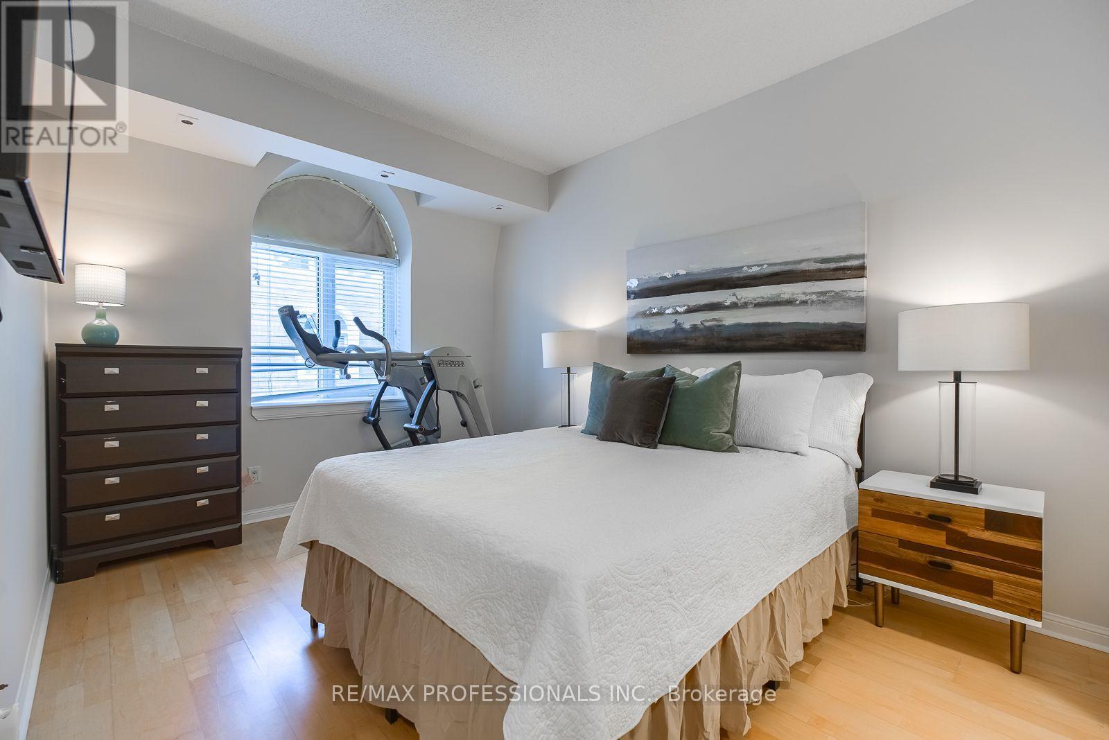 327 - 32 Stadium Road, Toronto, Ontario  M5V 3P4 - Photo 21 - C13810774