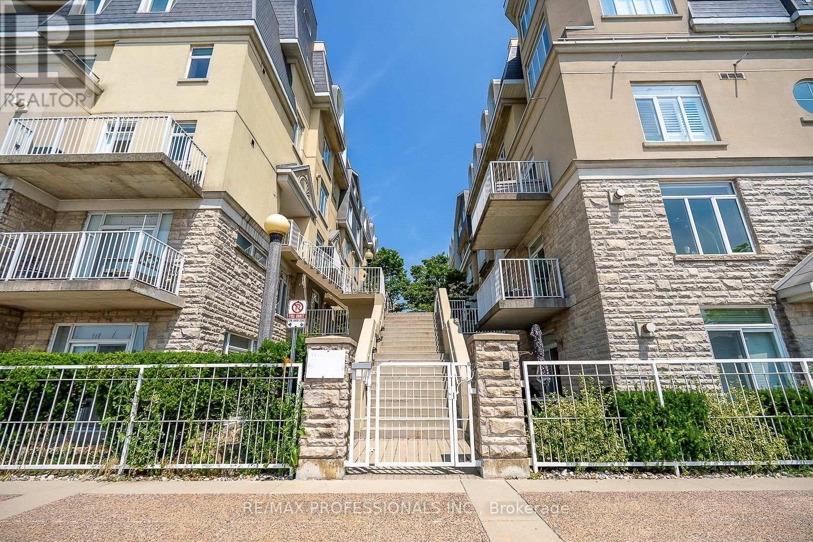 327 - 32 Stadium Road, Toronto, Ontario  M5V 3P4 - Photo 35 - C13810774
