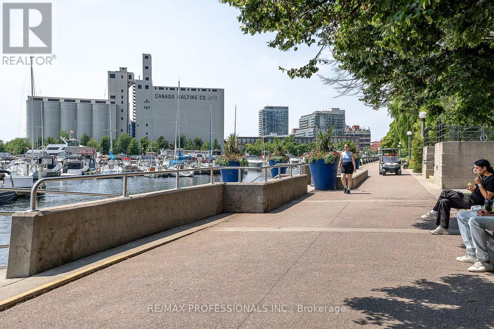 327 - 32 Stadium Road, Toronto, Ontario  M5V 3P4 - Photo 43 - C13810774
