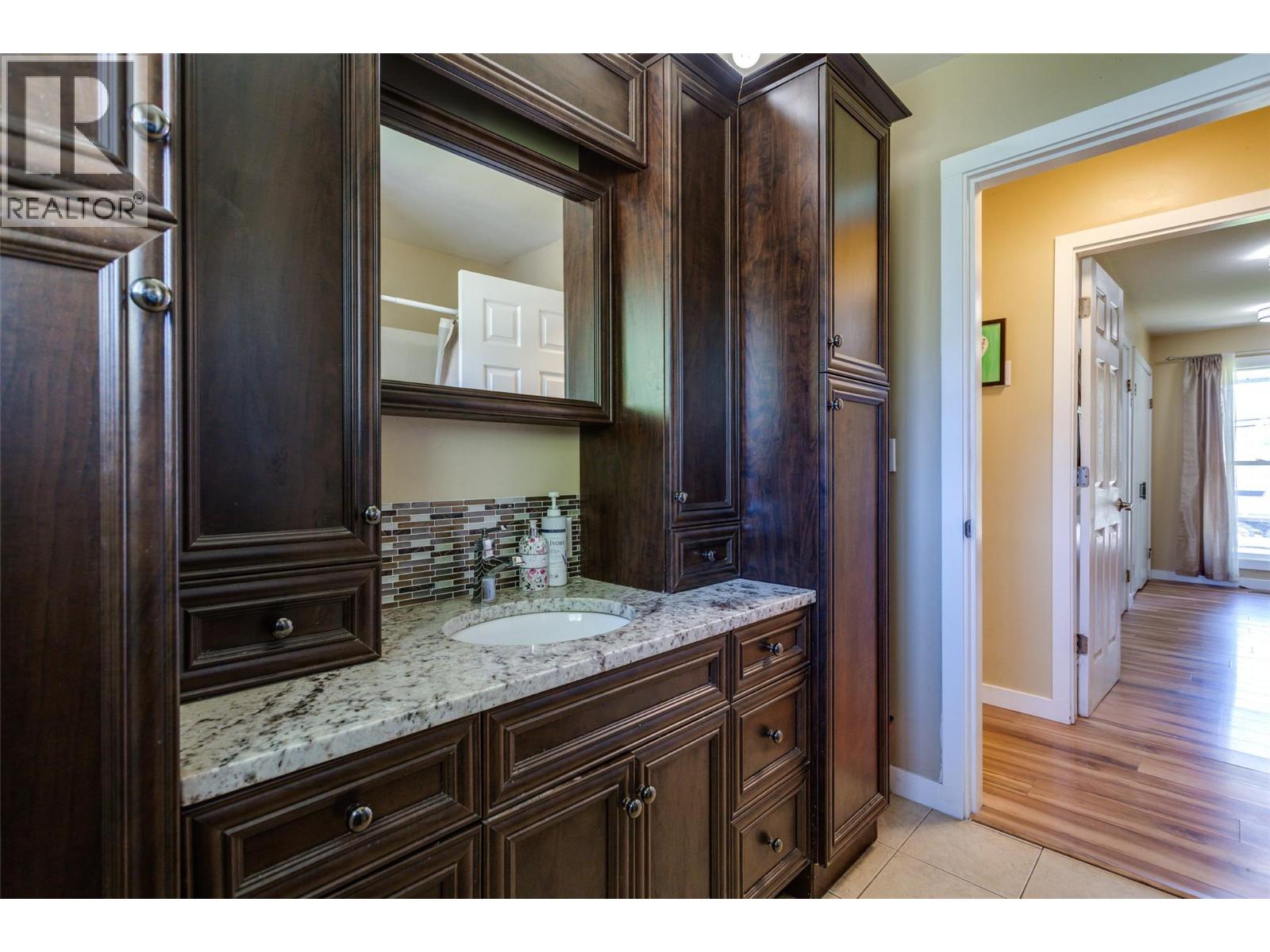 4781 Old Vernon Road, Kelowna, British Columbia  V1X 7V6 - Photo 26 - 10400646