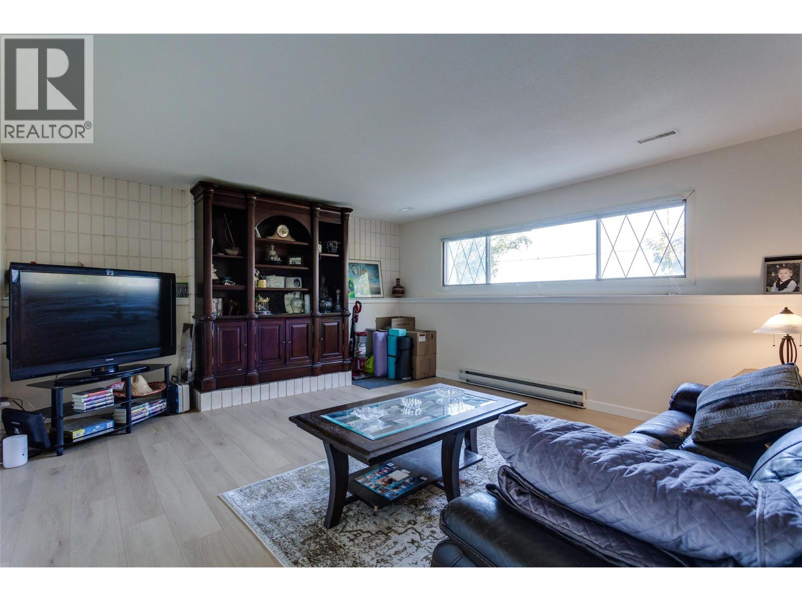 4781 Old Vernon Road, Kelowna, British Columbia  V1X 7V6 - Photo 37 - 10400646