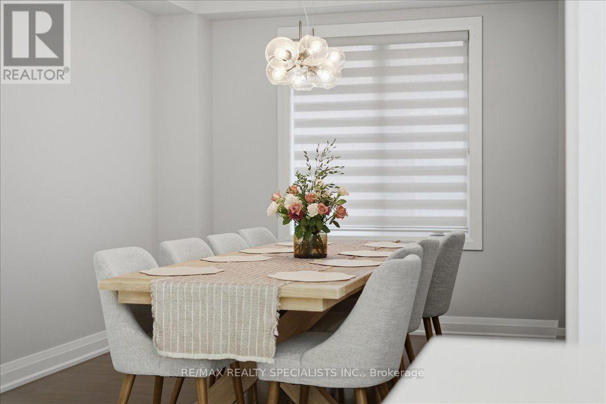 90 Professor Day Drive, Bradford West Gwillimbury, Ontario  L3Z 4J3 - Photo 10 - N13810792