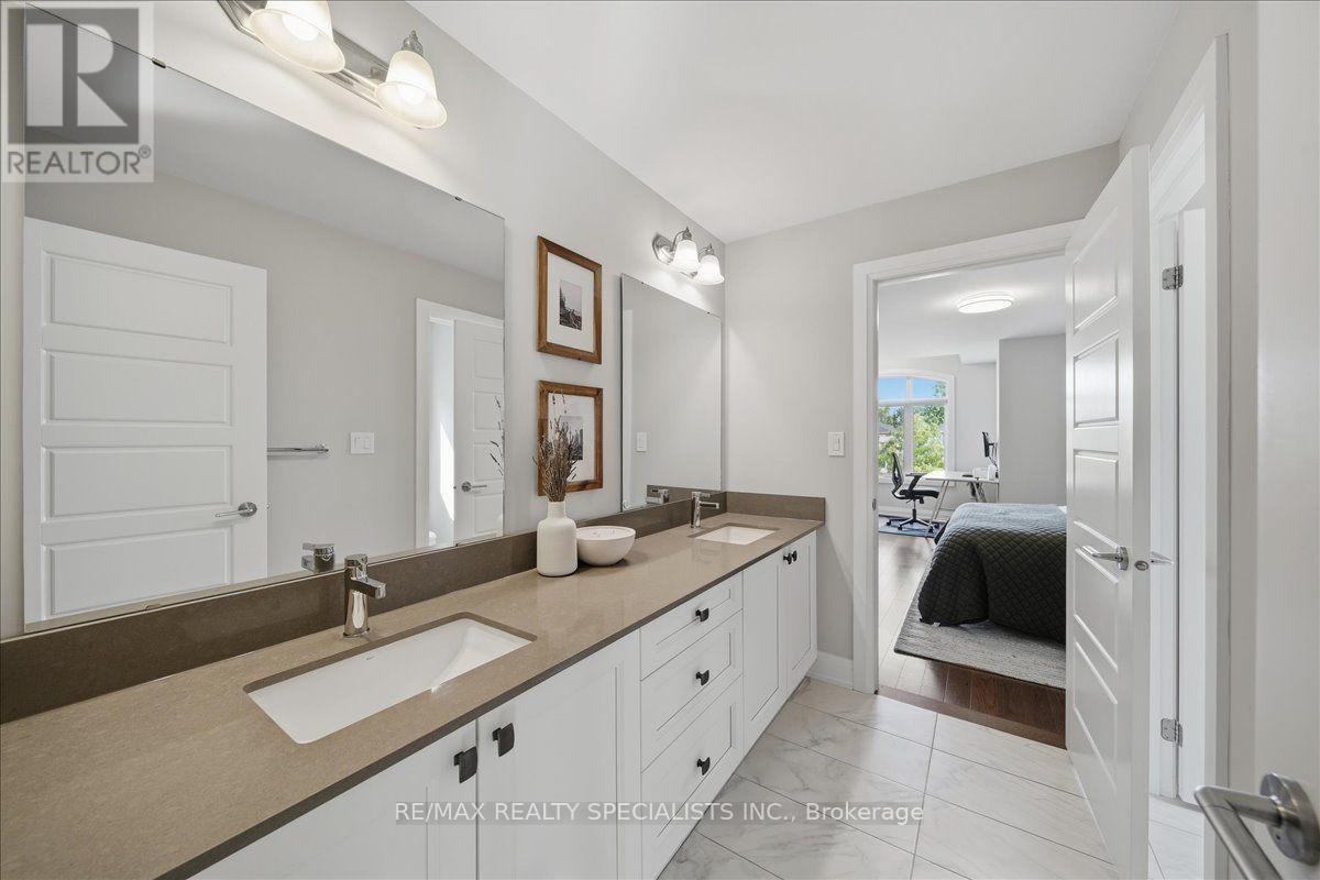 90 Professor Day Drive, Bradford West Gwillimbury, Ontario  L3Z 4J3 - Photo 32 - N13810792