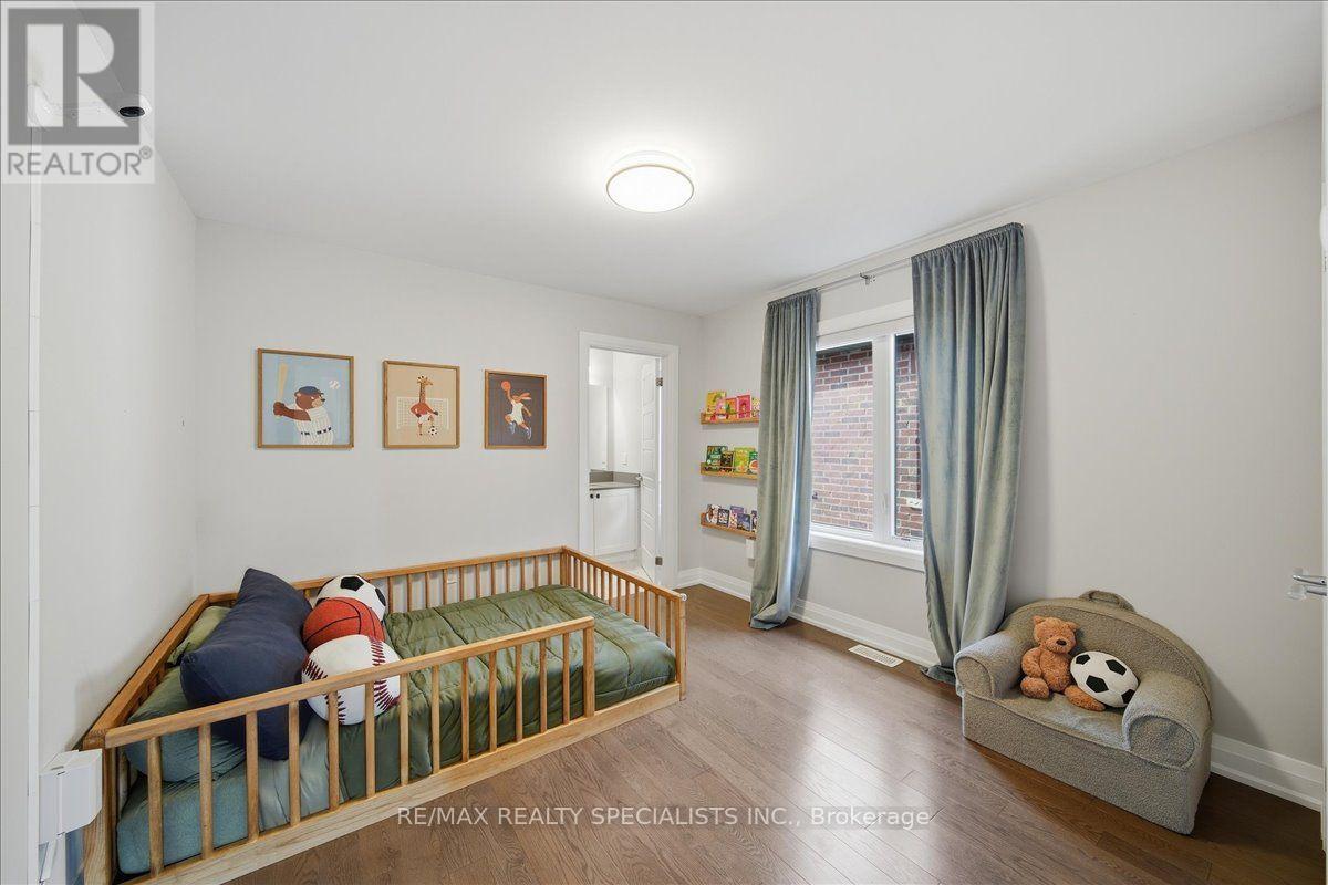 90 Professor Day Drive, Bradford West Gwillimbury, Ontario  L3Z 4J3 - Photo 36 - N13810792