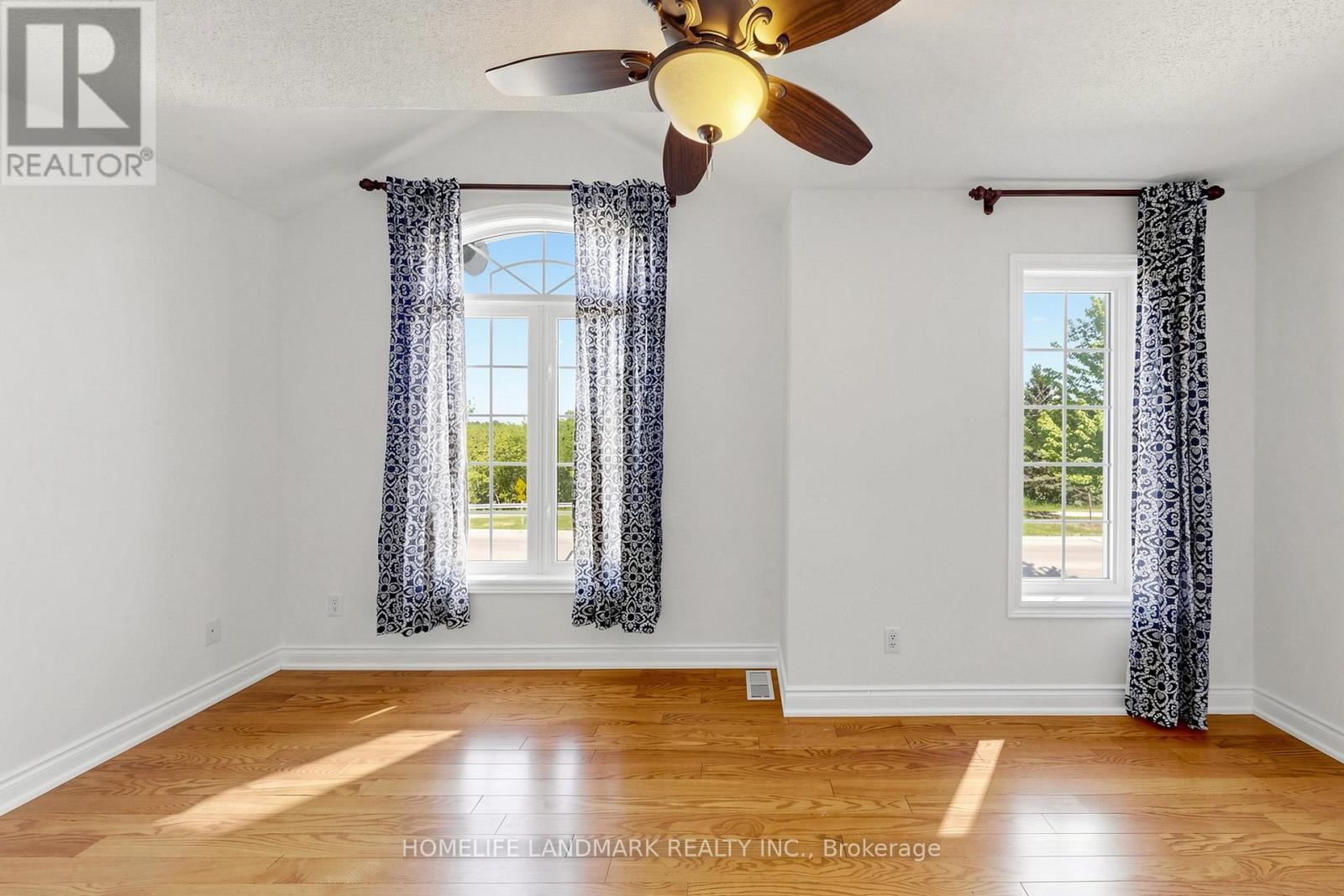 209 Redstone Road, Richmond Hill, Ontario  L4S 2E2 - Photo 20 - N13810830