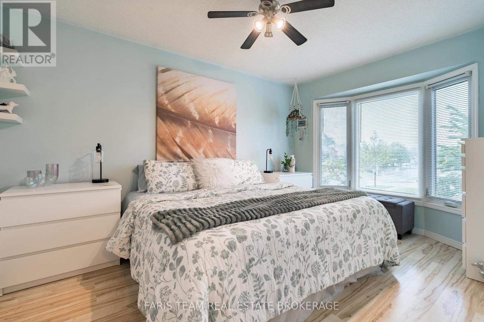 153 Cardinal Street, Barrie (Cundles East), Ontario  L4M 6G2 - Photo 17 - S13810796