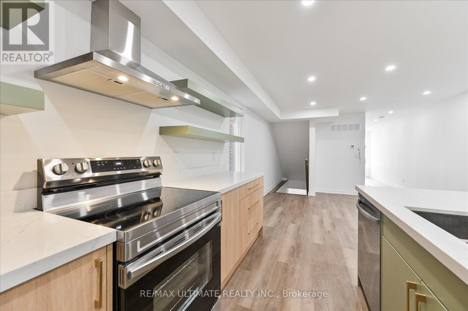 1 - 21 Lappin Avenue, Toronto, Ontario  M6H 1Y3 - Photo 11 - W13809488