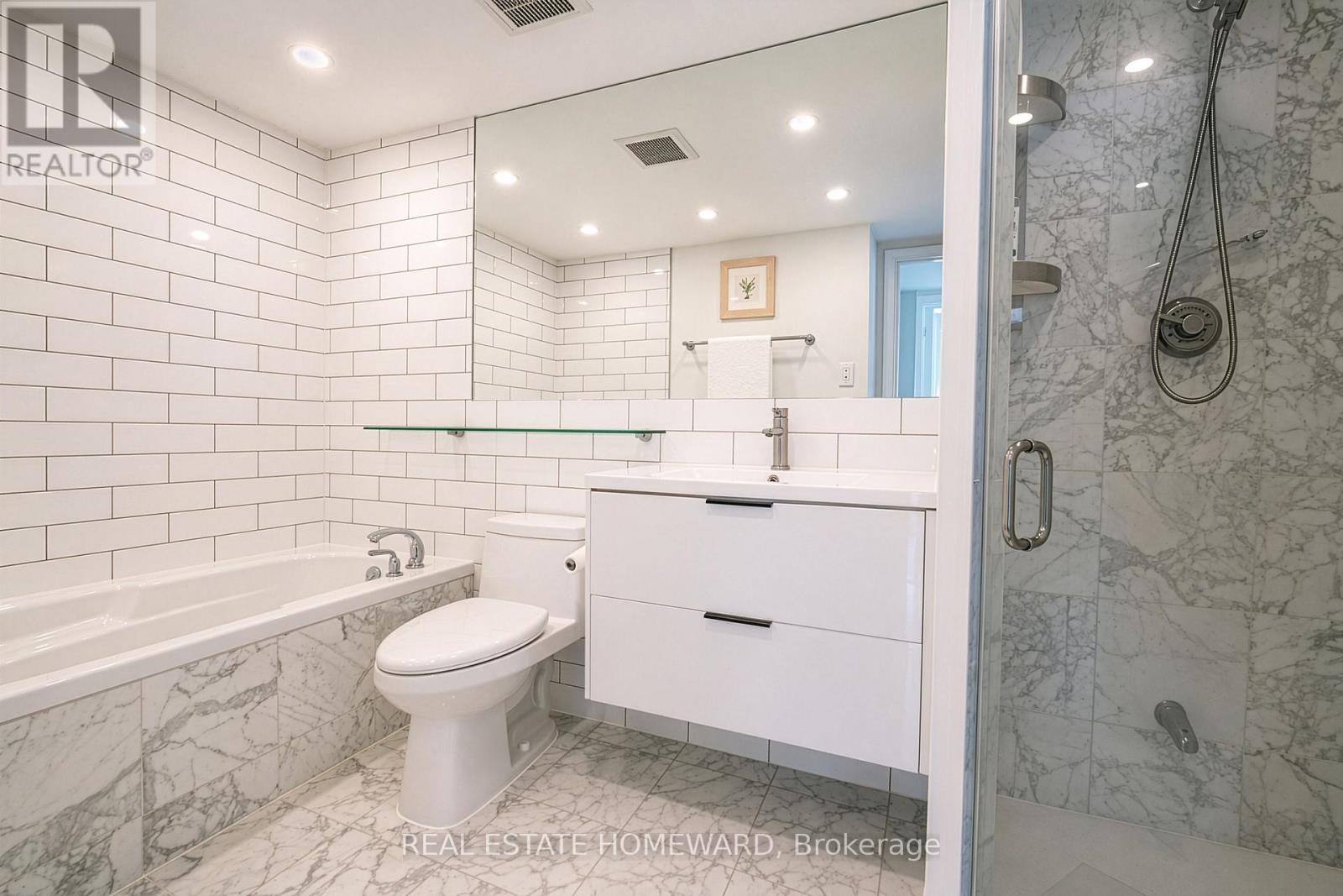 1610 - 2285 Lake Shore Boulevard W, Toronto, Ontario  M8V 3X9 - Photo 9 - W13810754