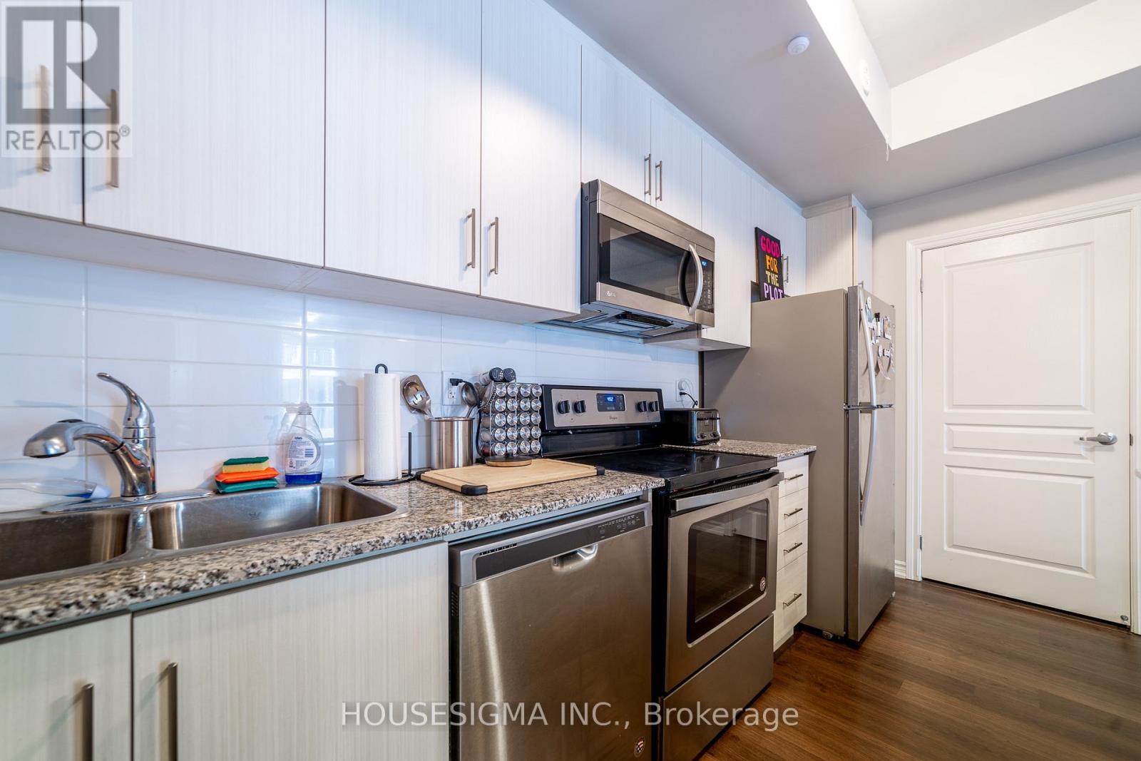 23 - 140 Long Branch Avenue, Toronto, Ontario  M8W 0B1 - Photo 5 - W13810782