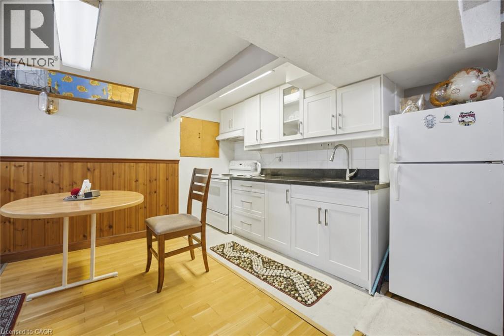 1579 Marshcourt Drive, Pickering, Ontario  L1V 6G5 - Photo 10 - 40857098