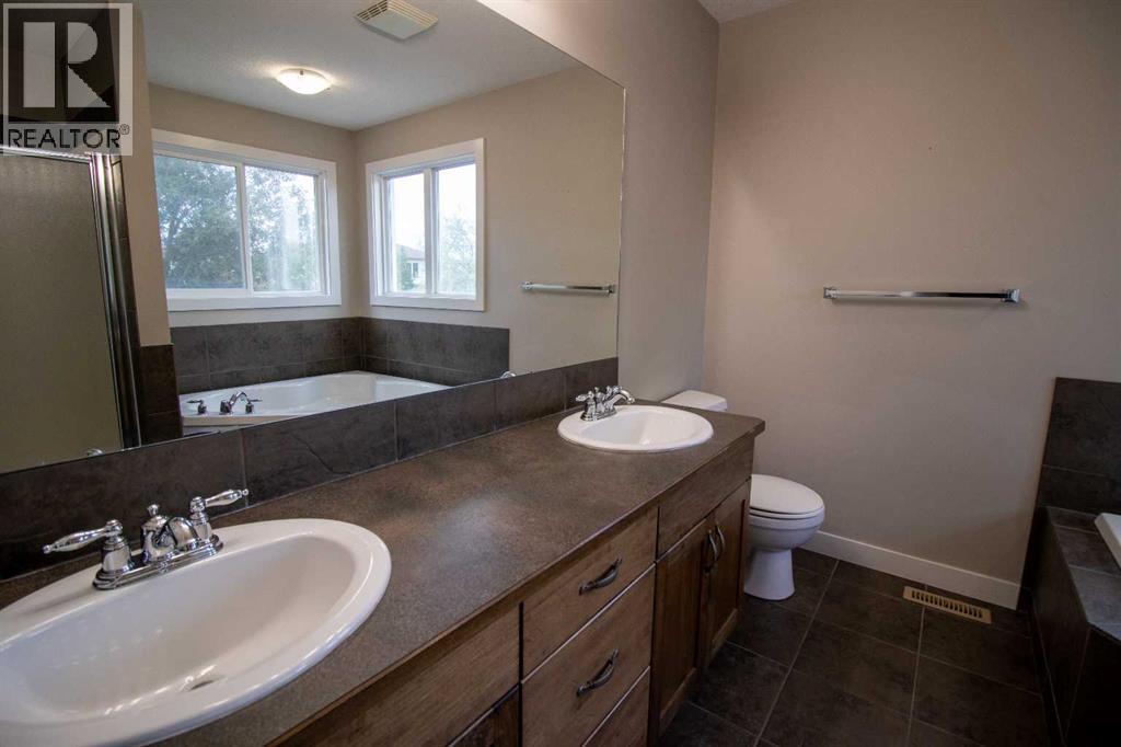 71 Coalbanks Gate W, Lethbridge, Alberta  T1J 2A2 - Photo 21 - A2329517