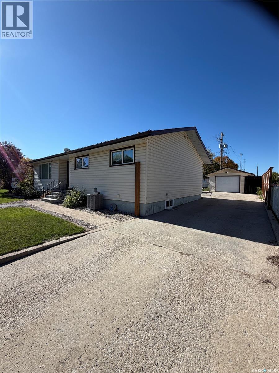 531 Prince Street, Hudson Bay, Saskatchewan  S0E 0Y0 - Photo 5 - SK040348
