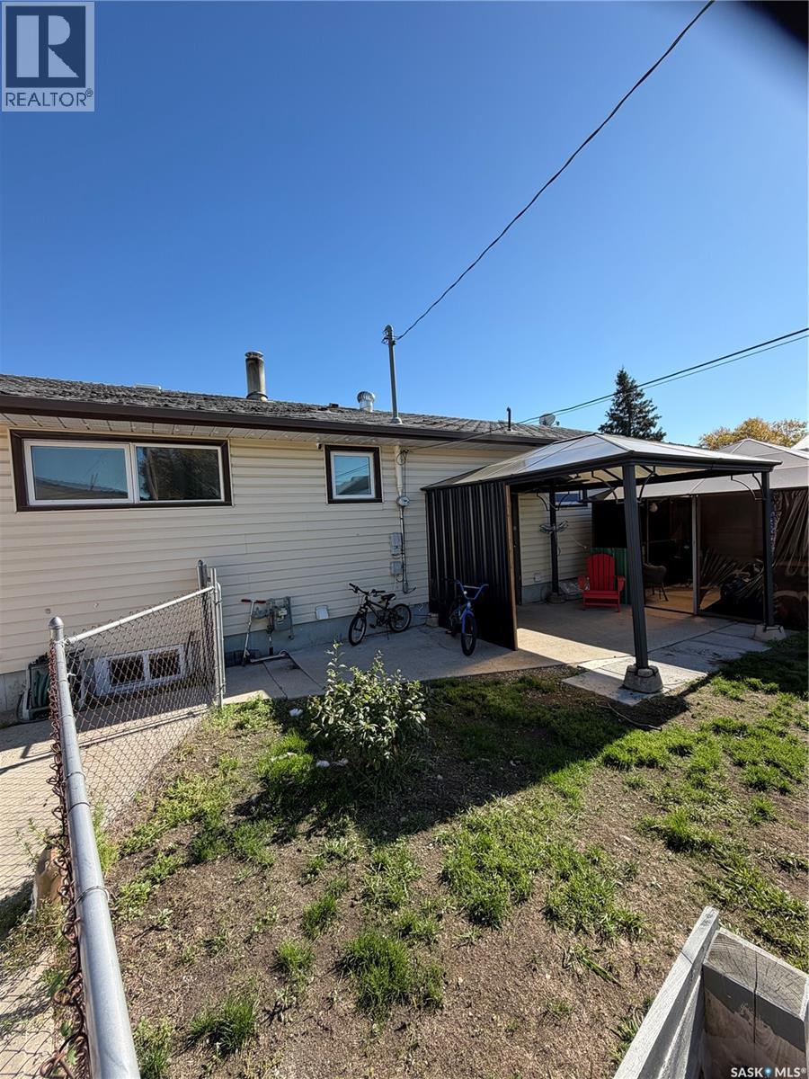 531 Prince Street, Hudson Bay, Saskatchewan  S0E 0Y0 - Photo 39 - SK040348