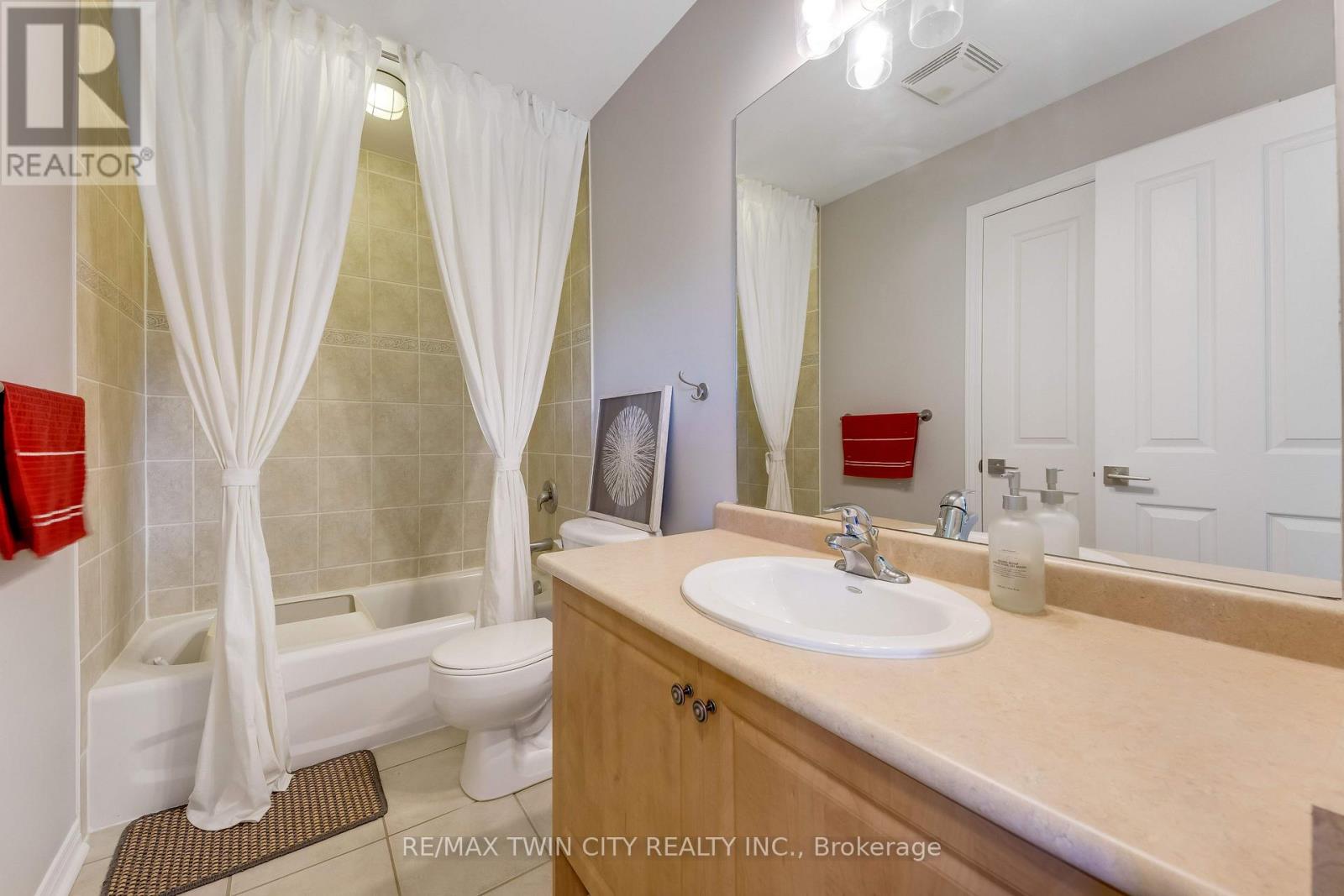 10 - 28 Doon Mills Drive, Kitchener, Ontario  N2P 2W9 - Photo 29 - X13810756