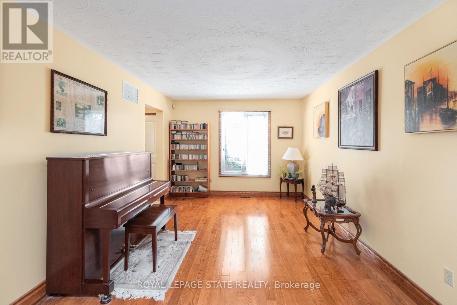 311 Hemlock Avenue, Hamilton, Ontario  L8E 4J9 - Photo 4 - X13810858